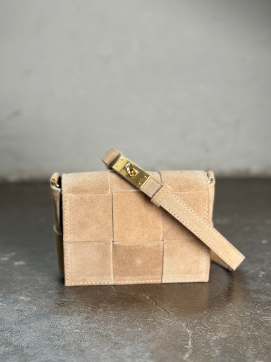 marlon-tasche-daniela-velours-small-no129-concept-store-duesseldorf