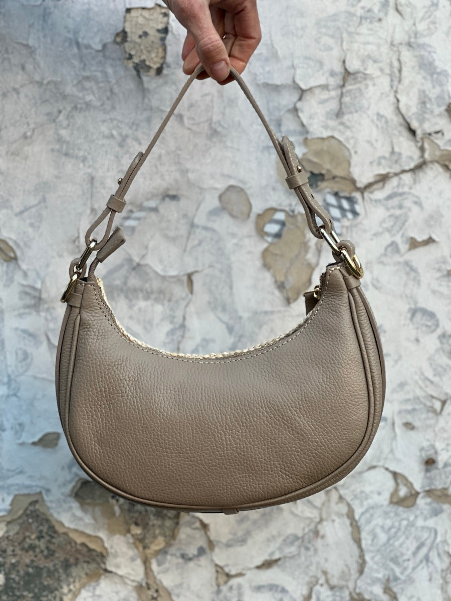 marlon-tasche-hobo-emery-raffia-no129-concept-store-duesseldorf