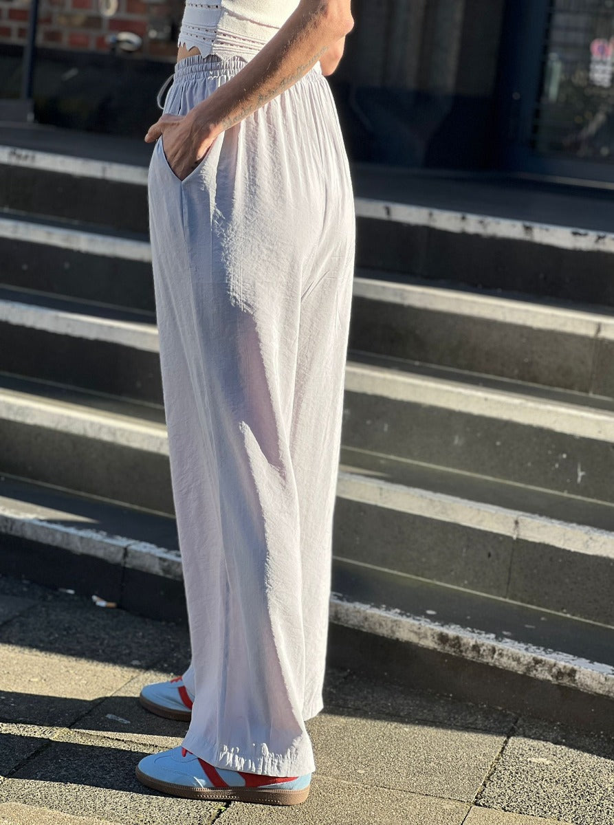 hose-emma-by-n-129-concept-store-duesseldorf