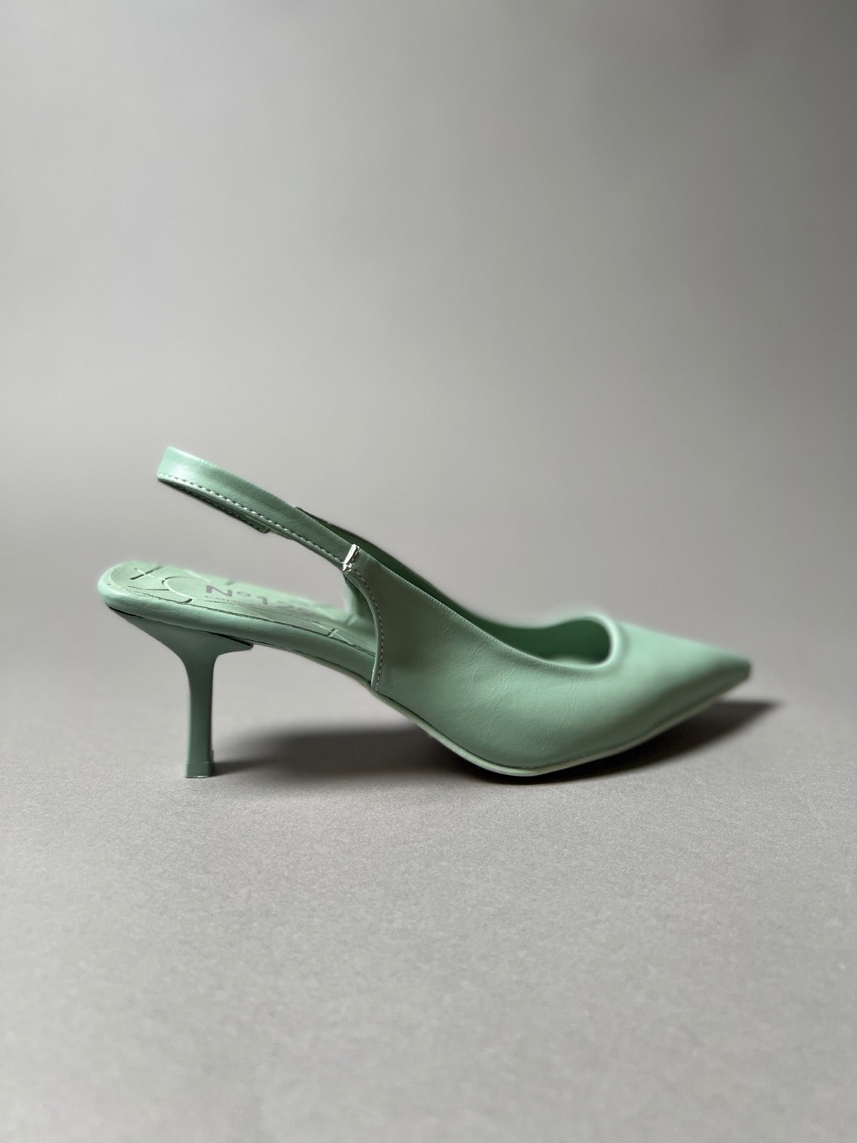 Schuhe SLINGBACK by N°129. No129 concept store Duesseldorf 