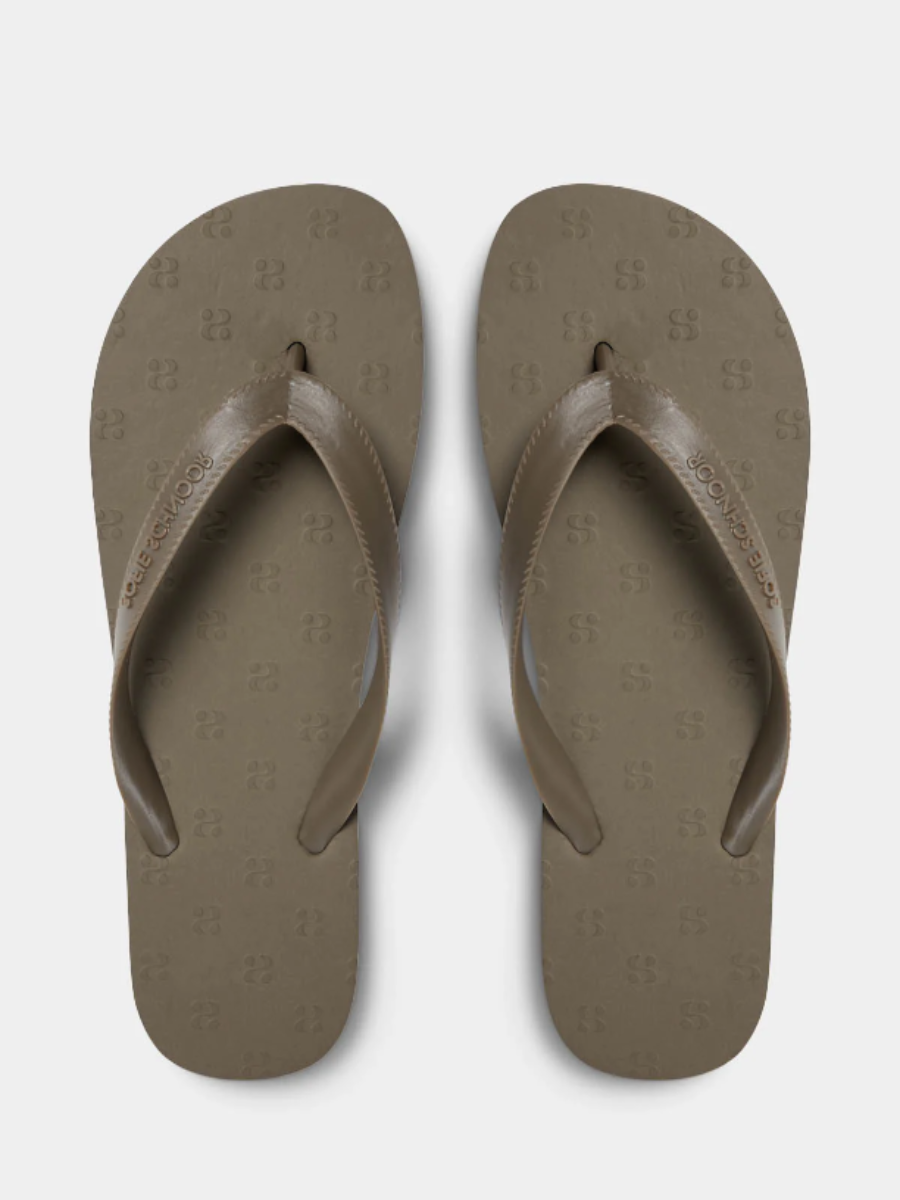 sofie-schnoor-flip-flops-no129-concept-store-duesseldorf