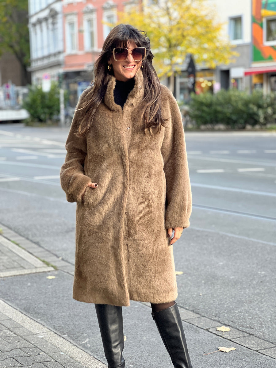 surkana-mantel-nipe-no129-concept-store-duesseldorf