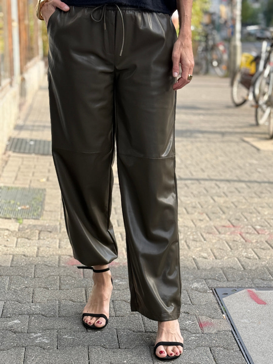 n-129-hose-alexandria-no129-concept-store-duesseldorf