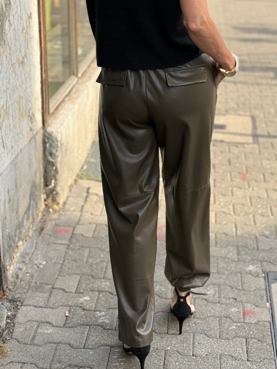 n-129-hose-alexandria-no129-concept-store-duesseldorf