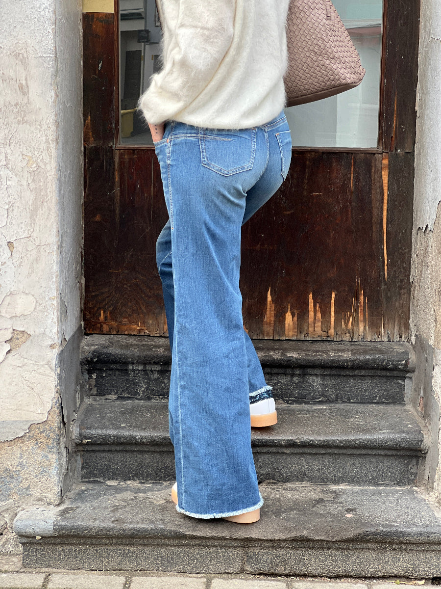 herrlicher-jeans-edna-kama-no129-concept-store-duesseldorf
