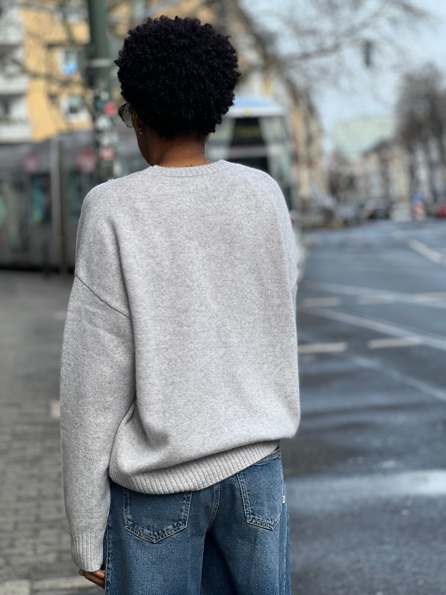 from-future-chasmere-pullover-heart-no129-concept-store-duesseldorf