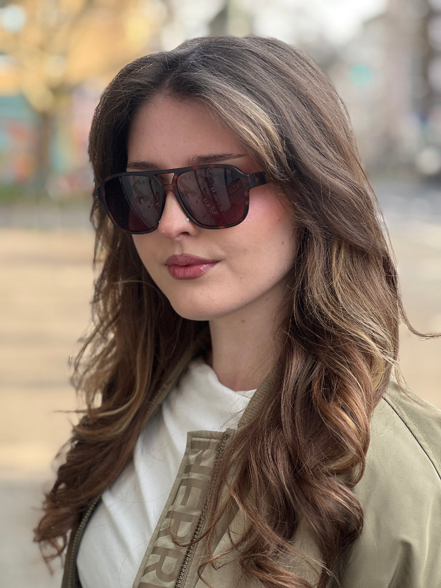 charly-therapy-lesebrille-edgar-sun-no129-concept-store-duesseldorf