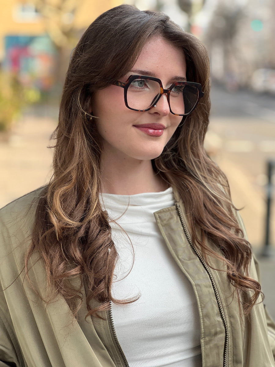 charly-therapy-lesebrille-simone-no129-concept-store-duesseldorf