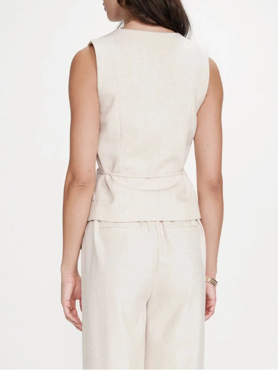 grace-mila-weste-vilmont-no129-concept-store-duesseldorf