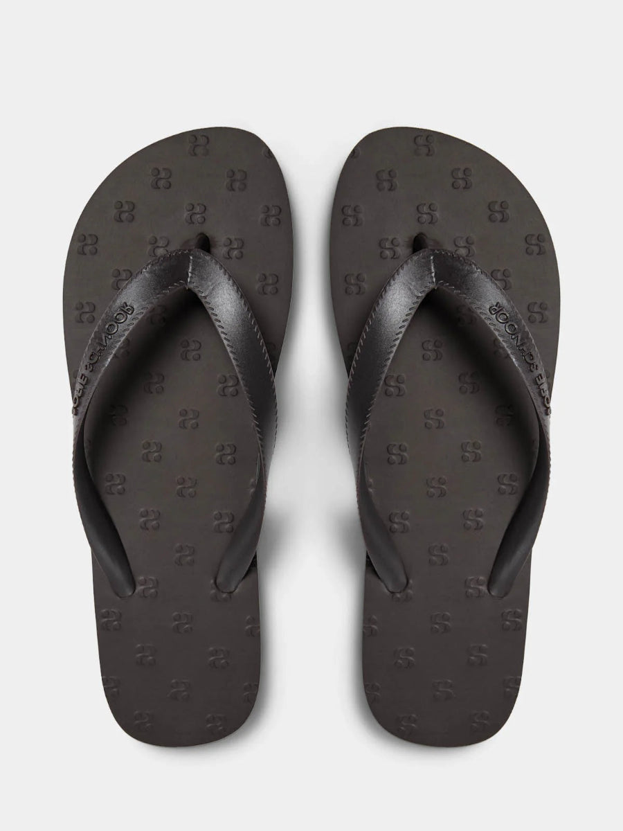 sofie-schnoor-flip-flops-no129-concept-store-duesseldorf