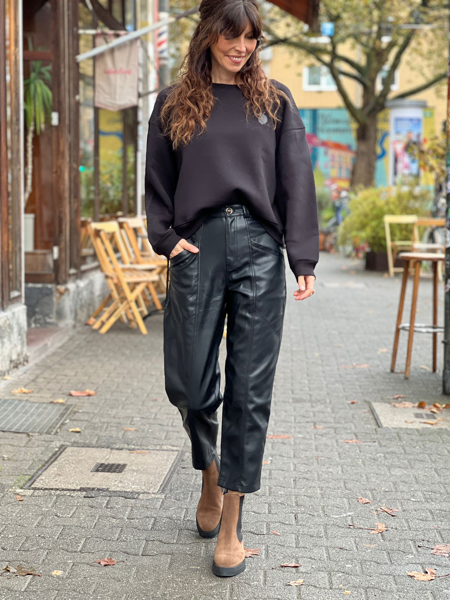 sofie-schnoor-sweater-less-perfect-no129-concept-store-duesseldorf